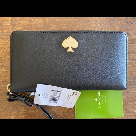 kate spade Handbags - Kate spade wallet